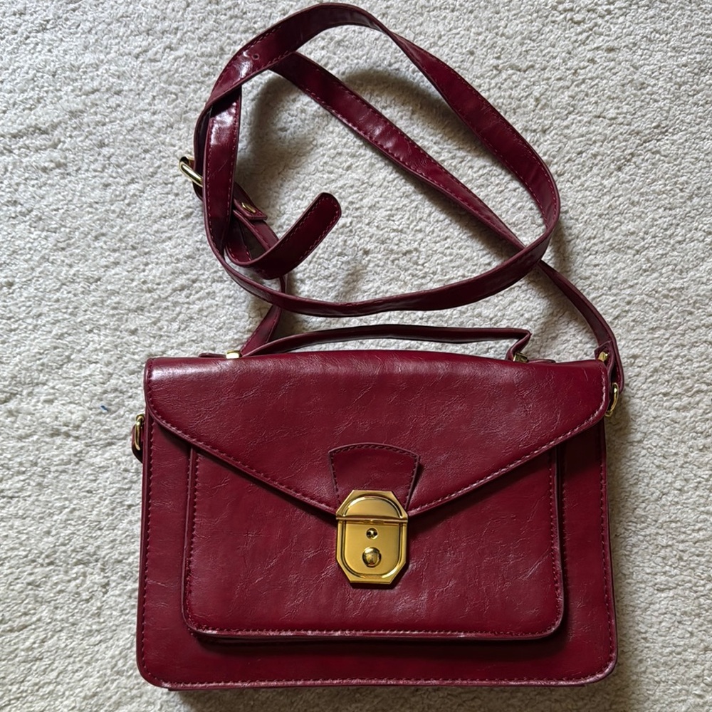 Elegant Burgundy vegan Leather crossbody bag